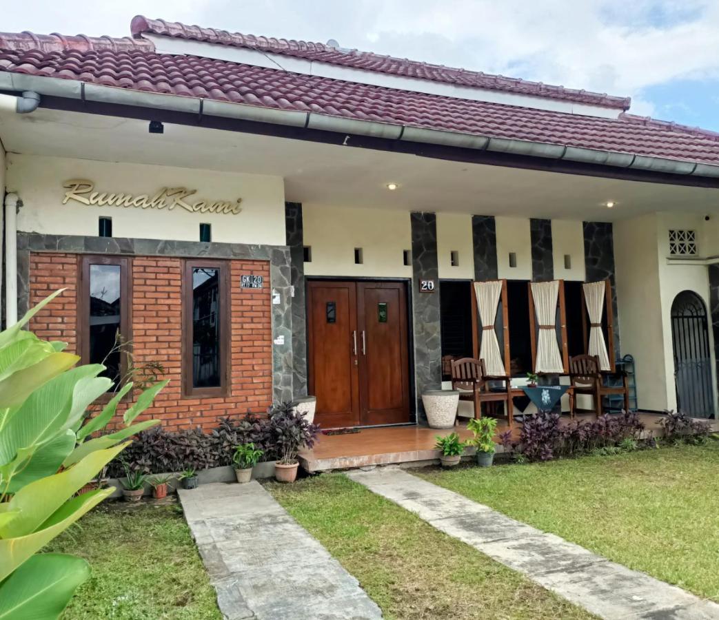 Rumah Kami Guest House Джокьякарта Экстерьер фото