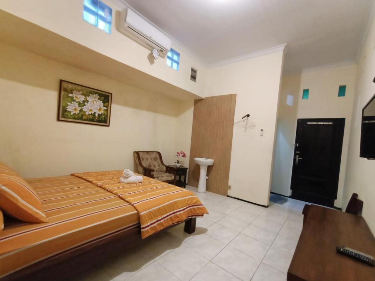 Rumah Kami Guest House Джокьякарта Экстерьер фото