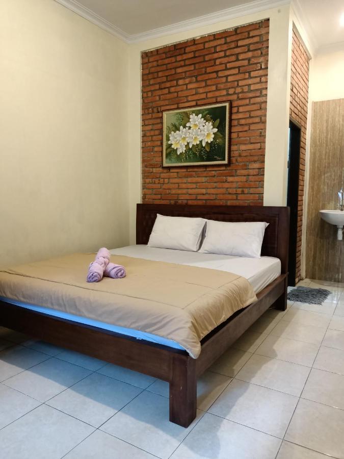 Rumah Kami Guest House Джокьякарта Экстерьер фото