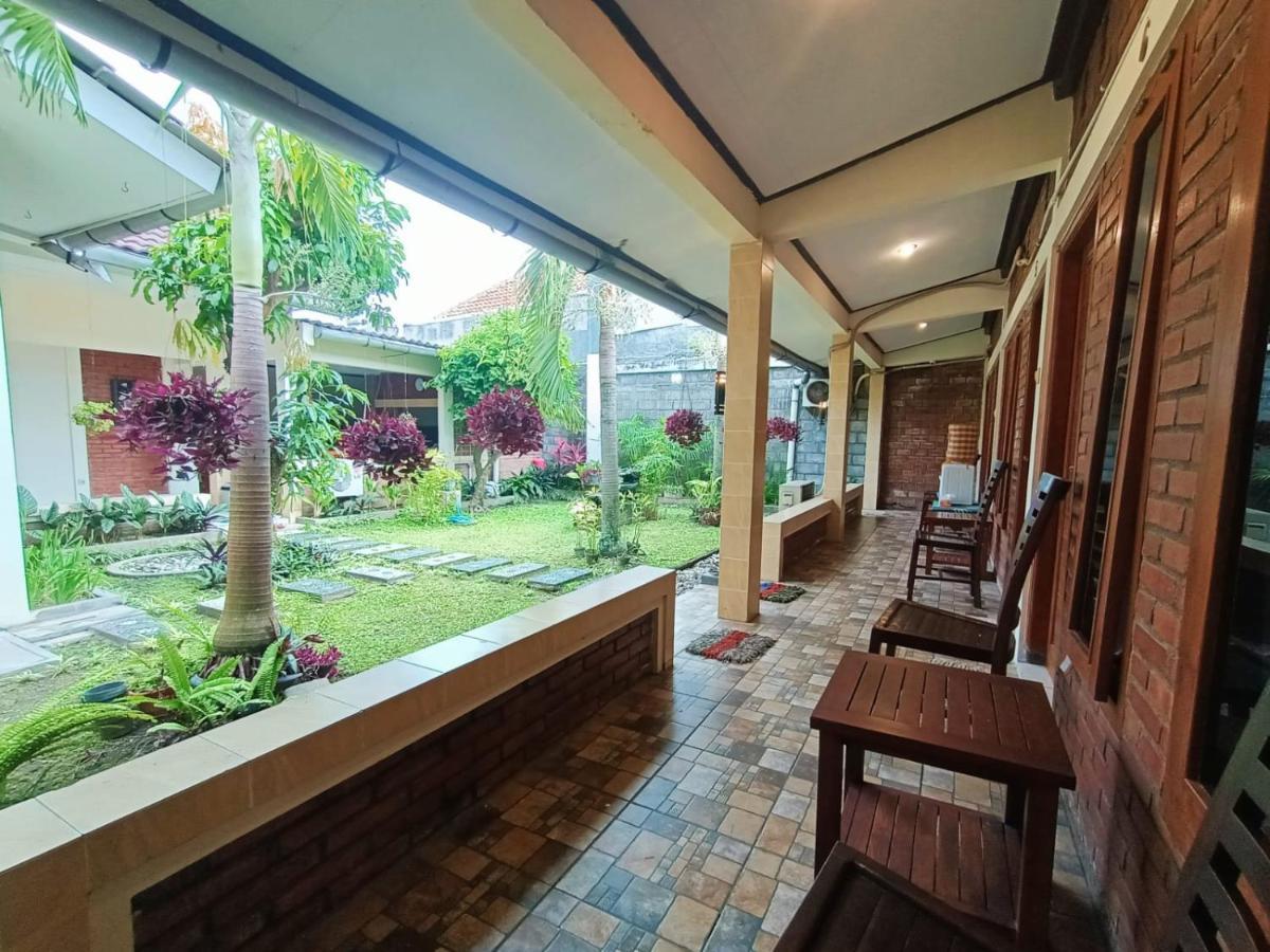 Rumah Kami Guest House Джокьякарта Экстерьер фото